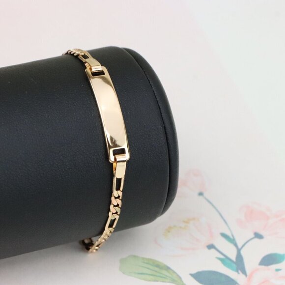 "Sleek Rose Gold Bracelet with Figaro Chain and Polished Plate, XPBL1084 - Picture 8 of 12